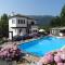 Villa Enallaxis
