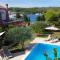 Villa Luna - Sutomišćica