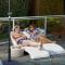 Bernies Bed & Breakfast , A 3 KILOMETROS DEL AEROP EZEIZA, VAN ,IN-OUT, FREE EZEIZA AIRPORT