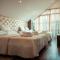 Golden Lakes Rooms