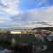 Hello Seaview! 4 BRs House in Central Location!