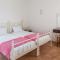 Asterias House