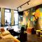 Por el Mundo Hostel
