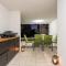 Bekina, stylish rooftop pool apartment