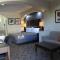 Regency Inn & Suites - Baytown - Baytown