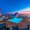 Bekina, stylish rooftop pool apartment