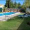 Chalet con piscina en Roche Viejo
