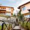 Rodopi Houses