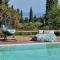 Villa Castelletto heated pool jacuzzi