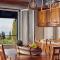 Villa Castelletto heated pool jacuzzi