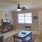 3220 NE 15th st. Unit 2