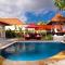 The Awan Villas - CHSE Certified - 塞米亚克
