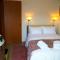 SUNNY CENTRAL LUXURY APARTMENT SUNNY CENTRAL LUXURY APARTMENT