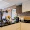 Highest Value 1BR Apartment at Branz BSD City By Travelio - 当格浪
