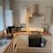 Durham 3 Bedroom House With Parking