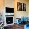 Sandy Feet Retreat Port Renfrew- Oceanfront 2BR modern cottage