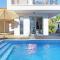 Villa Lily