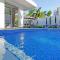 Villa Lily
