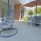 Villa Lily