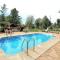 Splendid Mountain View Condo with Pool, BBQ & Terrace - Water Park, MTB, Cycling, Golf! - Bromont