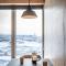 Aska, Modern Cabin
