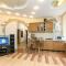 HouseHome