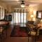 Casa Blanca Inn and Suites