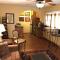 Casa Blanca Inn and Suites