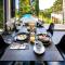 THE ADDRESS CASSIS