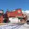 Rocky Mountain Ski Lodge