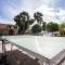 Island Sun Inn & Suites - Venice, Florida Historic Downtown & Beach Getaway