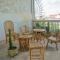 Petit Espace Boutique Hostel