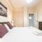 Stylish Athens Apt 10 Minute Walk to Acropolis Museum & Metro