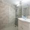 Stylish Athens Apt 10 Minute Walk to Acropolis Museum & Metro