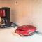 Stylish Athens Apt 10 Minute Walk to Acropolis Museum & Metro