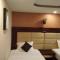 RB GRAND RESIDENCY