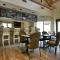 Gorgeous Loft in the Heart of Blue Mountain