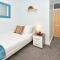 Somerville House by YourStays - 4 Bedroom House in Crewe