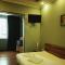 Salut Hotel