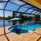 Scenic water view, 2 master suites with direct pool access - Villa Casa Amarilla - Cape Coral