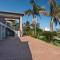 Shangri-La 6 Bedroom Ballito Beachfront KBW1 - Ballito