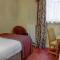 Crown & Mitre Hotel
