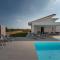 Villa Brezza Marina - IsulaTravel
