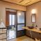 The Address Akakura