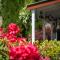 Settlers Cottage Motel