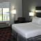 Holiday Inn Express & Suites Bonham - Bonham