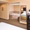 Holiday Inn Express Lewisburg - New Columbia by IHG