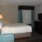 Holiday Inn Express Hotel Kansas City - Bonner Springs, an IHG Hotel - Bonner Springs