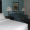 Holiday Inn Express Hotel Kansas City - Bonner Springs, an IHG Hotel - Bonner Springs