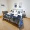 Linburn House Apartment